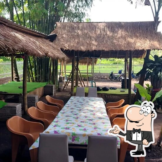 Lesehan Semilir Jati: Santapan Lezat di Jantung Kota Cilacap